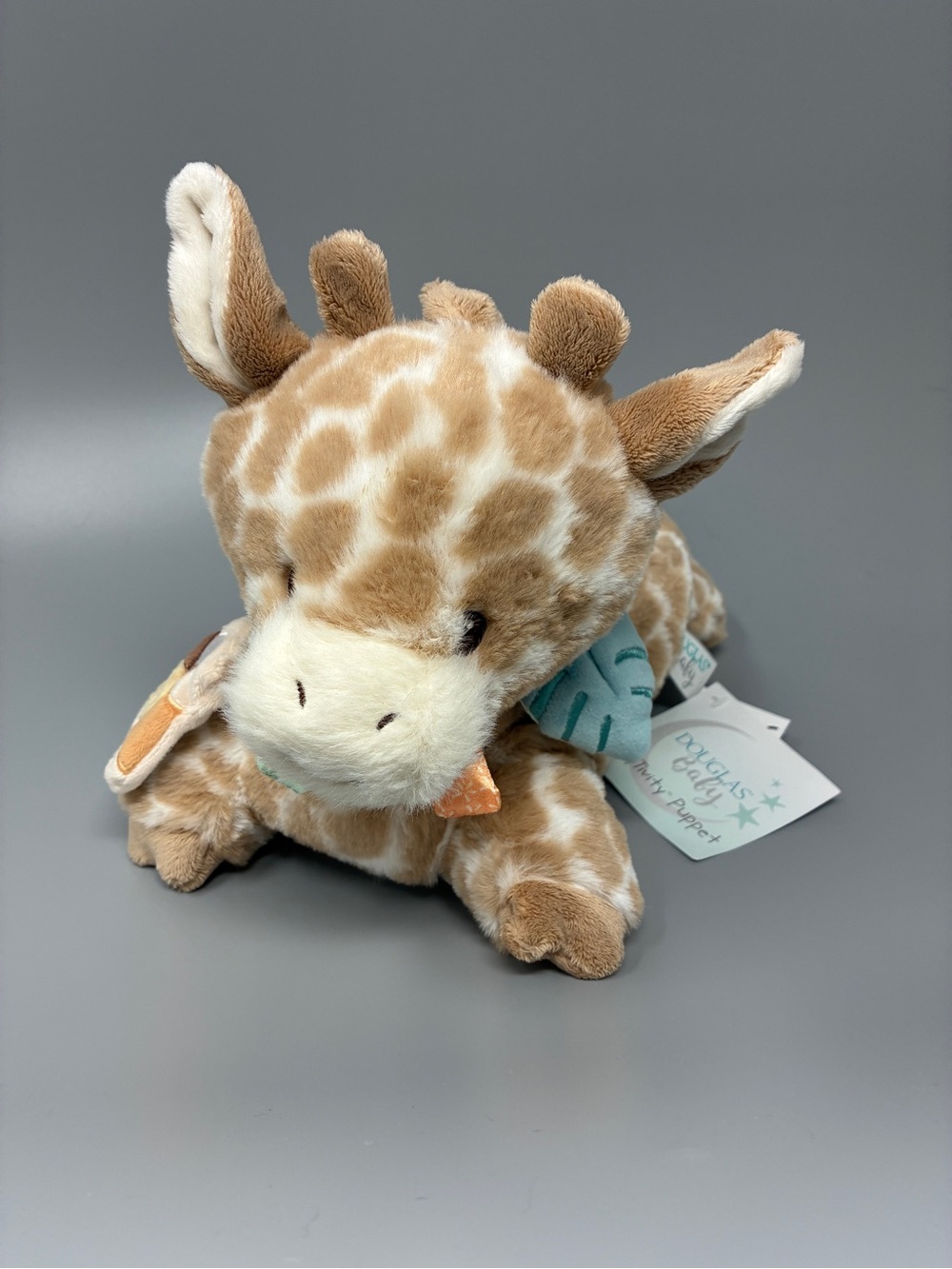 Douglas Baby Playtivity Giraffe Puppet